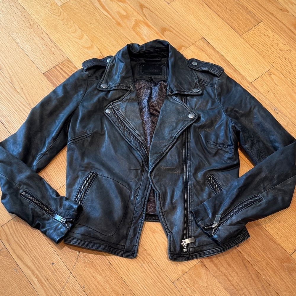 Line Black Leather washed effect  Women's Jacket